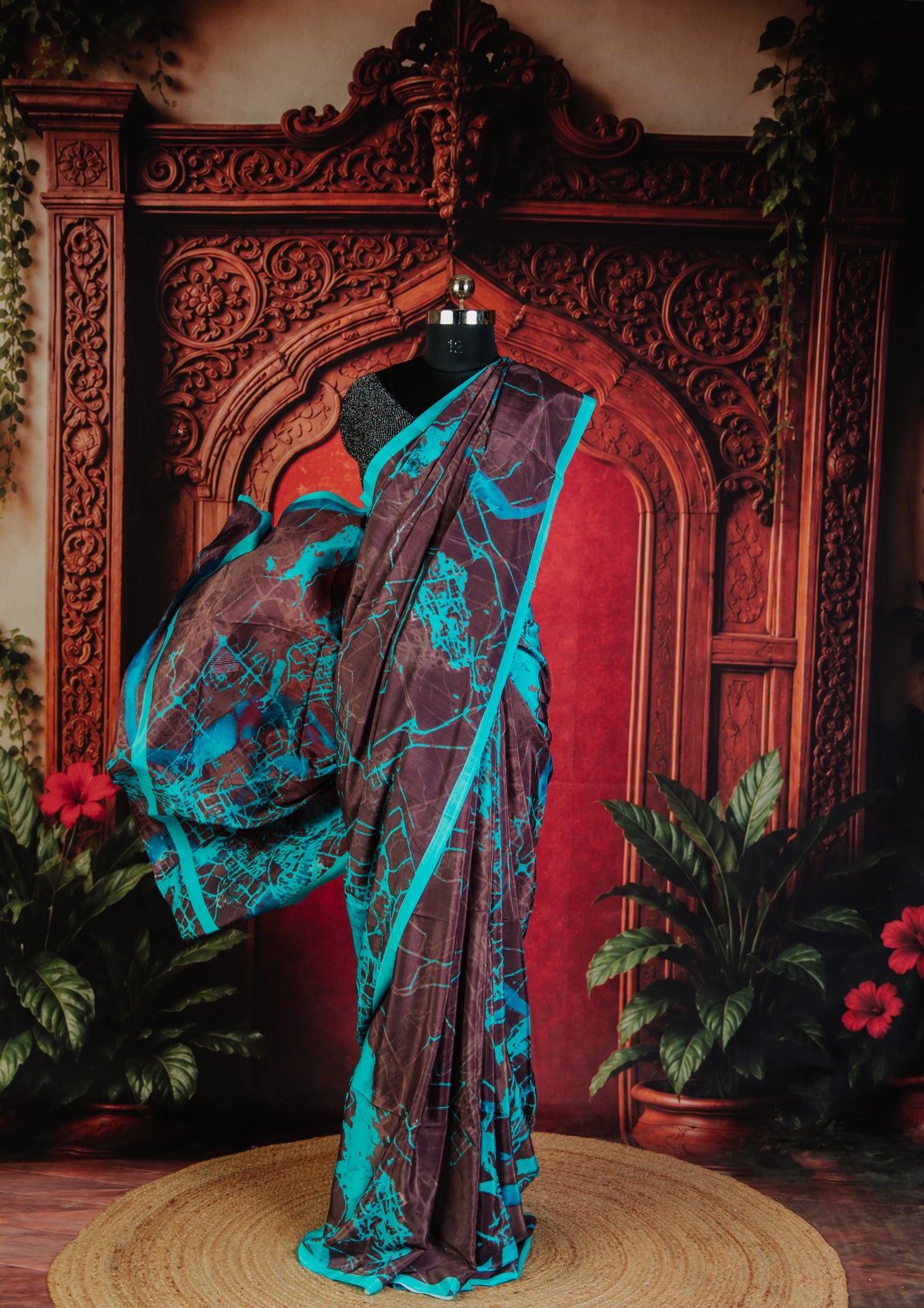 Geo Art Electric Festive Elegance Saree in Blue - Blue - view 2