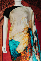 Light Box Flower Modern Statement Saree in Grey - Grey - view 2