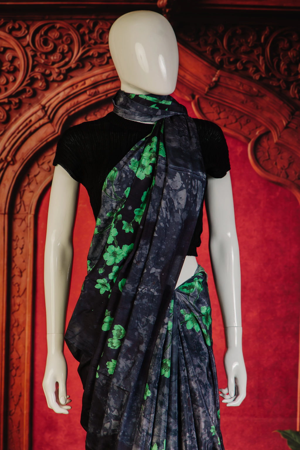 Oriental Dreams Timeless Modern Classic Saree in Chopper Black - Chopper Black - view 2