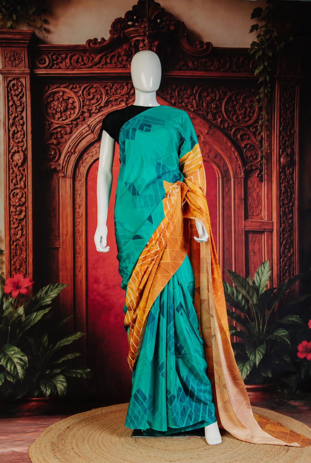Timeless Modern Classic Saree in Green - Green - view 1